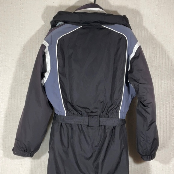 The Great Outdoors Snowsuit, skiing, snowboarding, snowmobiling- Size 8 - Picture 3 of 16